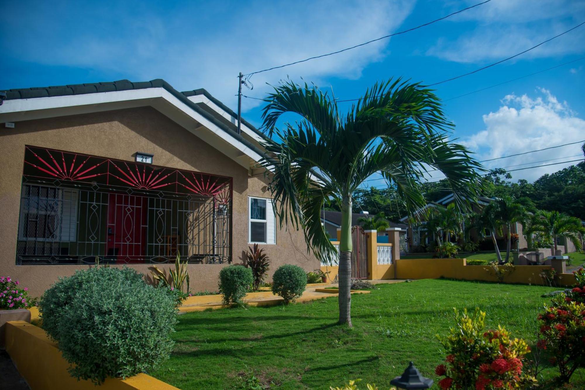 Paradise Villa Sleep 6 Private Pool Ocho Rios Dış mekan fotoğraf